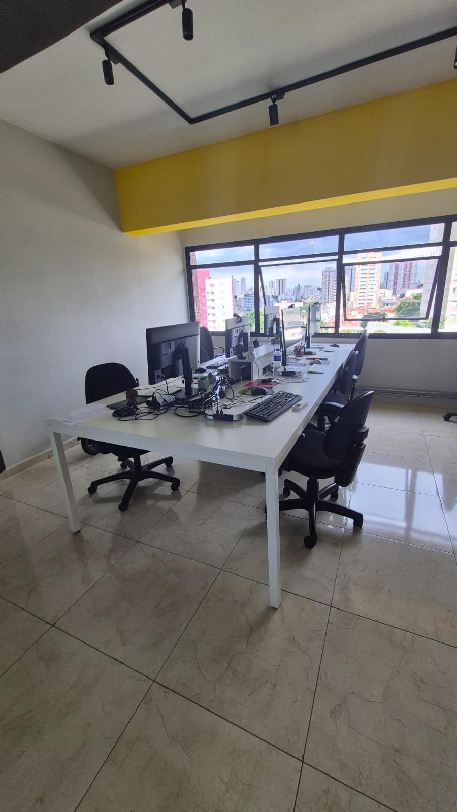 Mesa grande maior com 6 posições